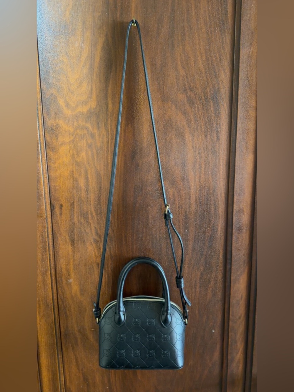 Hello Kitty x FOREVER22 Black Crossbody Satchel - Picture 5 of 5